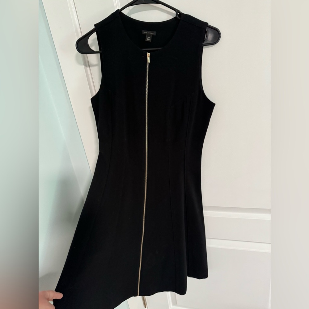 Ann Taylor mid zip up dress
